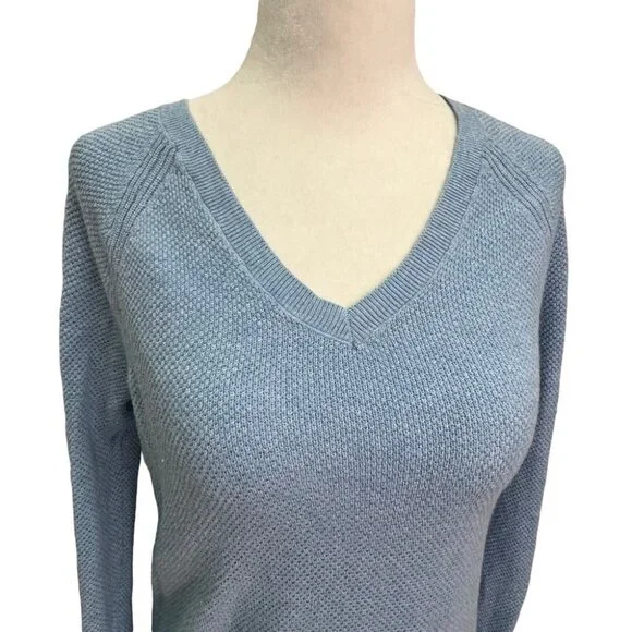 GAP Blue Cotton V-Neck Lightweight Long Sleeve Size S - Picture 2 of 9